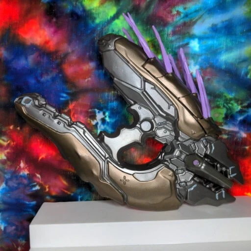 HALO NEEDLER REPLICA Gun Toy Costume Display Prop Microsoft 2017