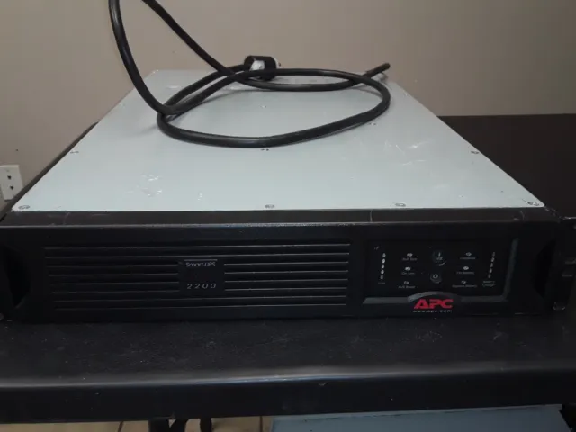 APC SUA2200RM2U UPS UNINTERRUPTIBLE POWER SUPPLY - used