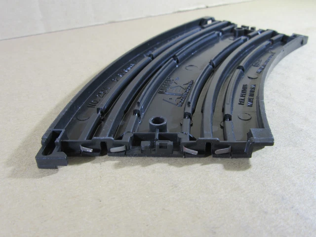358V Vintage 1978 Aurora AFX 2514 USA 1/8 Courbe 9" Rayon 1:32 Slot Car 8