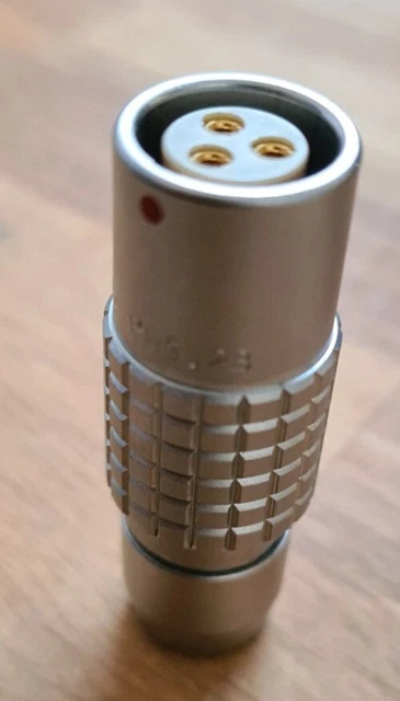 Binder 711 M9 Rundsteckverbinder - 3-polig, 4.0A, Lötanschluss