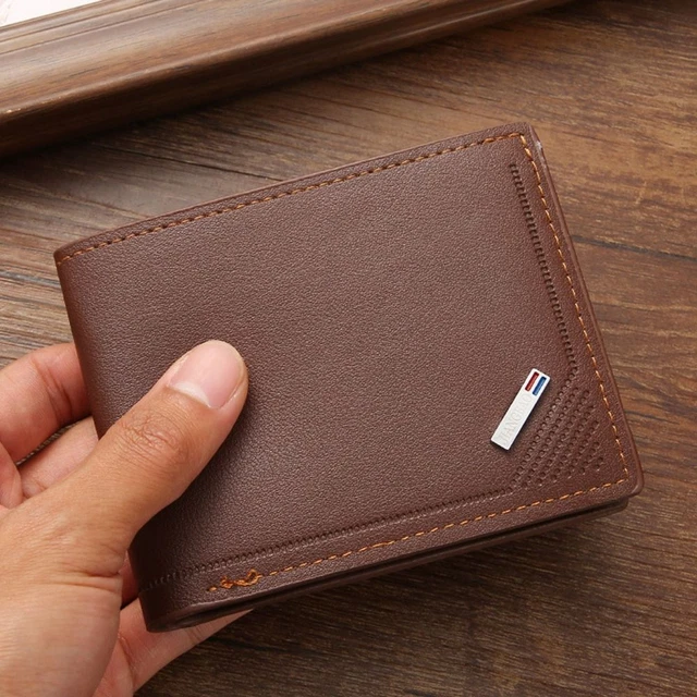 Moderno portafoglio per carte di credito in pelle ecologica in