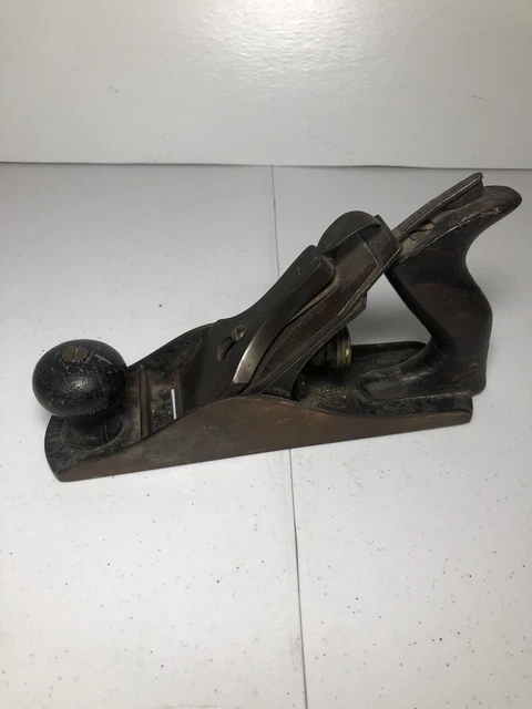 Vintage Stanley Bailey No. 4 Wood Plane Corrugated Bottom