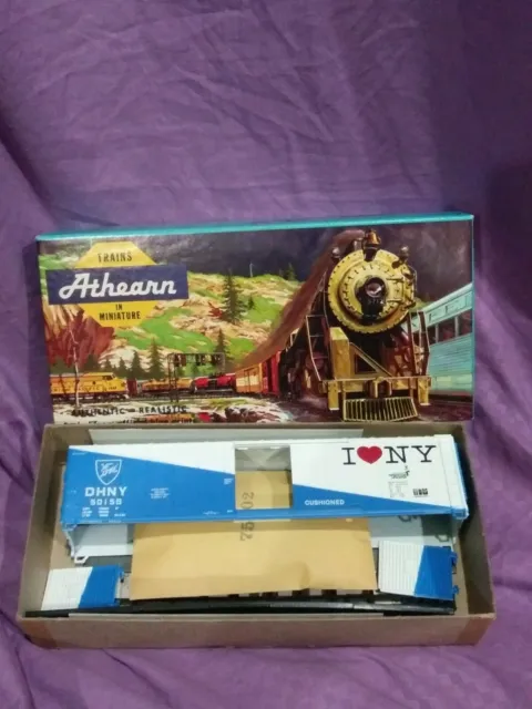 Athearn Rail Runner Custom 50159 D&H I Love NY 50’ Single Door Box Car