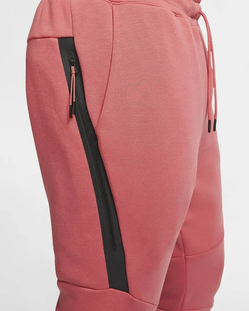 NIKE TECH FLEECE Men s Fleece Pants
