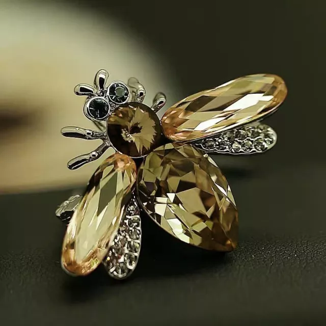 Cute Bee Brooch Fashion Crystal Insect Corsage Women Pin Vintage Enamel Brooch