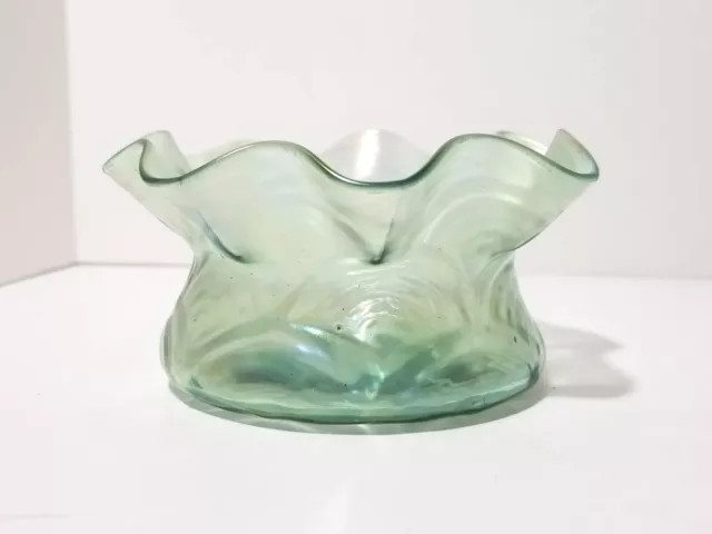 John Walsh Walsh Ruffled Vase English Hand Blown Iridescent Swirled Art Glass