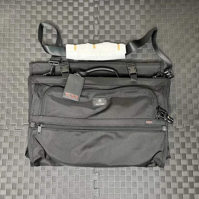 $695 NWOT TUMI Men's Alpha Garment Tri Fold Carry On Bag Black