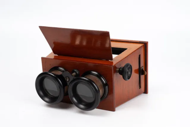 Stereoscope, wood stereo viewer for 6x13 cm.