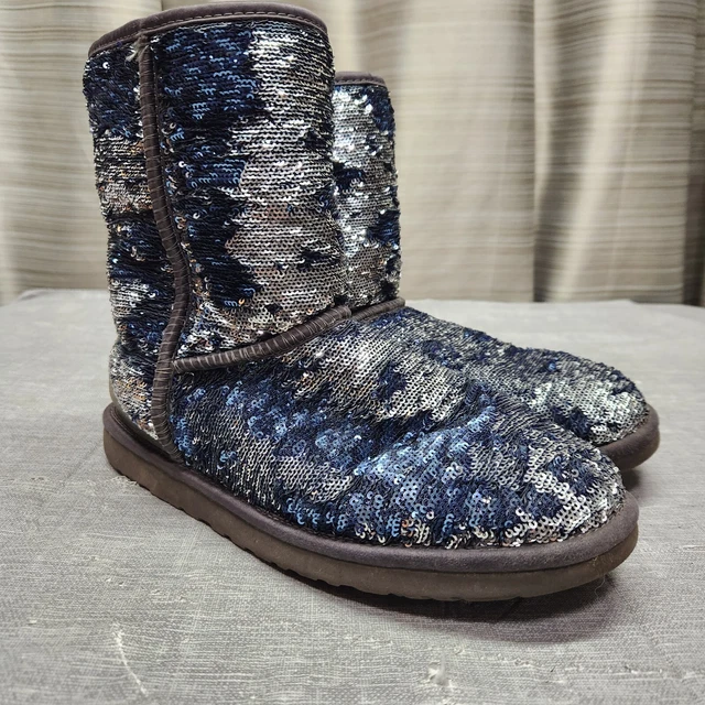 Authentic UGGS Blue Navy Sequin Sparkle Classic Mid Boots  Women's size 9