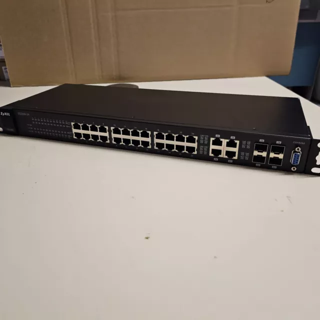ZyXEL Switch GS2200-24 24Ports  1000Mbits 4Ports Combo SFP 1000Mbits