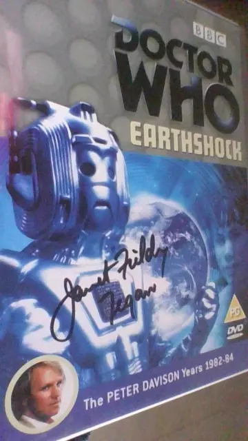 DOCTOR DR WHO  EARTHSHOCK  signed autograph - JANET FIELDING - TEGAN - VERY RARE