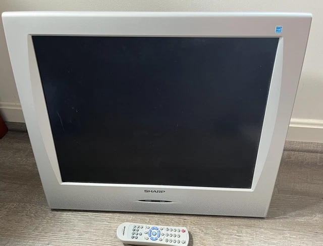 Sharp 20" Flat Screen Color TV LC-20SH3U LCD Crystal 480p w/Remote Retro Gaming