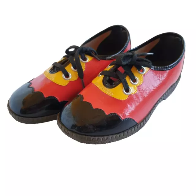 1970s Childs Deadstock Patent PVC Vintage Heeled Shoes Size 10 Brogue Black Red