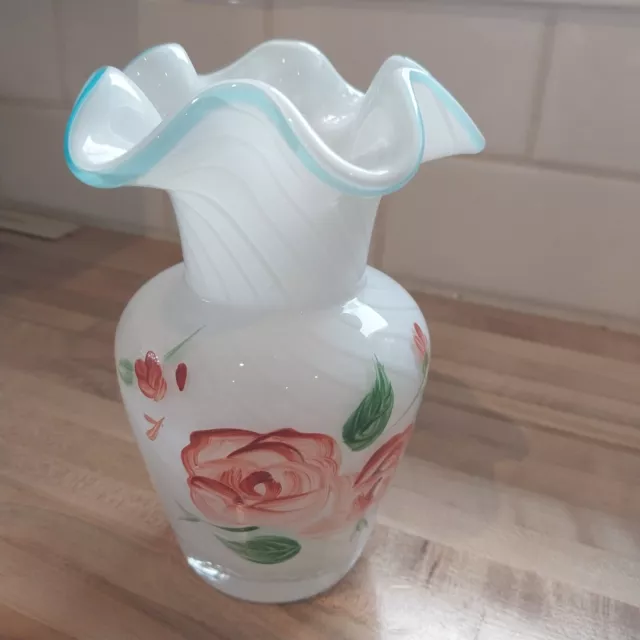 VTG Fenton/Teleflora White Glass Swirl w/Hand Painted  Floral Design Vase-6"