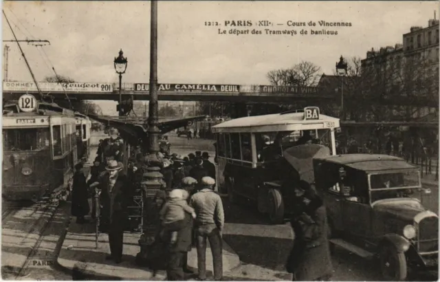 CPA PARIS 12th Cours de VINENNES Le departure des Tramways F.Fleury (560977)