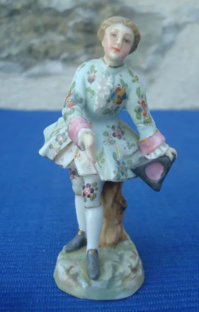 V41 Figurine Statuette Porcelaine Allemande XIXe Volkstedt Gentilhomme Thuringe