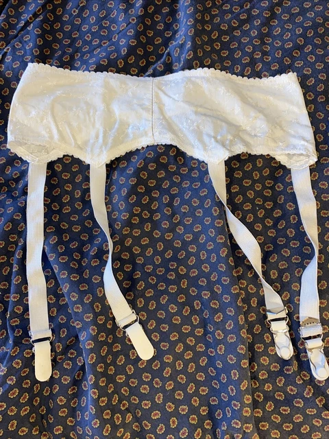 Vintage NOS Primstyle Garter Belt Metal Clips White Dainty floral pattern Sz 26