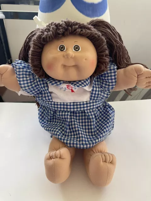 VINTAGE Cabbage Patch Kid Girl Brown Hair Brown Eyes 1985