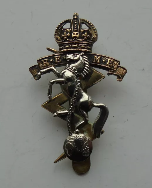 British Army Royal Electrical & Mechanical Engineers Kings Crown REME Cap Badge