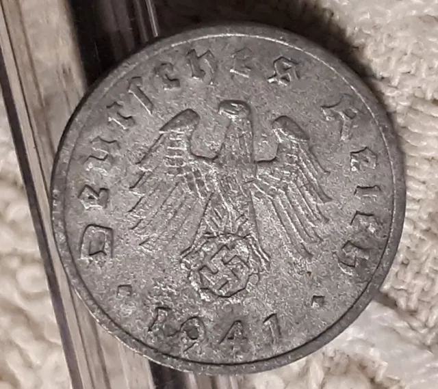 1941 , 1 Reichspfennig ~ Germany ~ Vintage WW2 Heavily Circulated With Damage