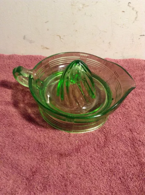 Vintage Hazel Atlas Green Depression Glass Juicer Reamer Vintage Hazel Atlas Green Depression Glass Juicer Reamer