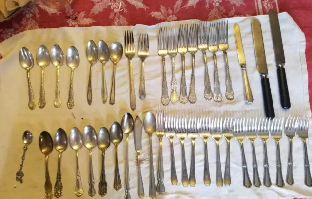 MIXED LOT ASSORTMENT 42 Pc Vintage Silverplate Flatware