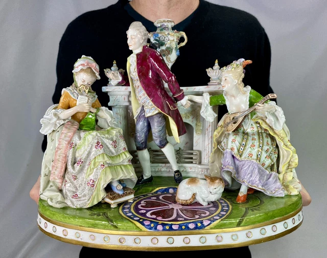 SUPERBE GRAND GROUPE PORCELAINE ALLEMANDE DE LUDWIGSBURG  19ème 3 PERSONNAGES