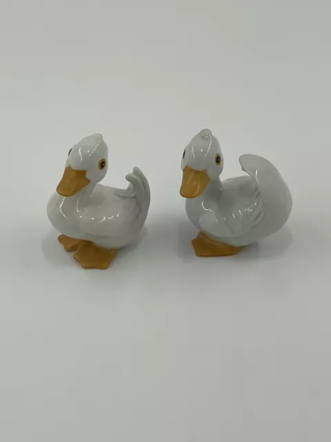 2 Vintage Homco #1414  Porcelain White Duck Geese Figurines