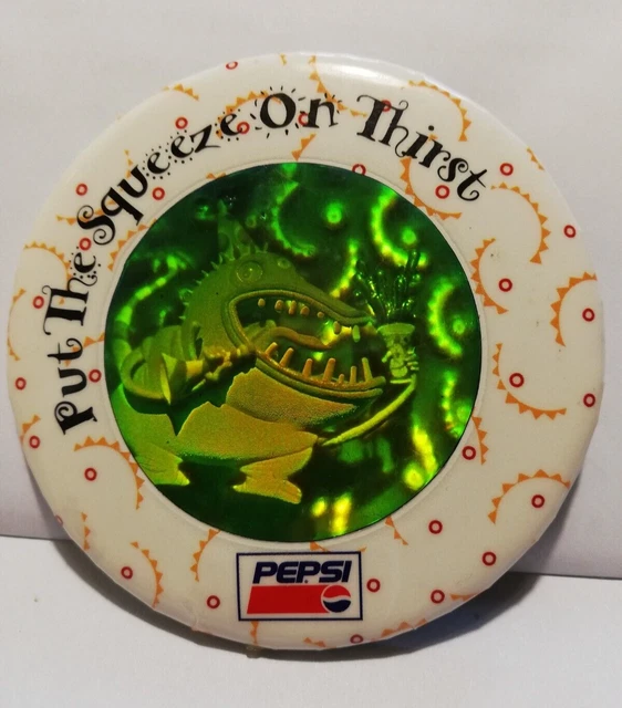 Vintage PEPSI 3D Hologram/Stereogram Pinback Button  Badge 7.5 cms. Collectible