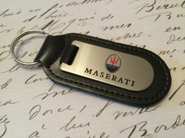 Maserati Llavero Grabado Y No Relleno en Piel