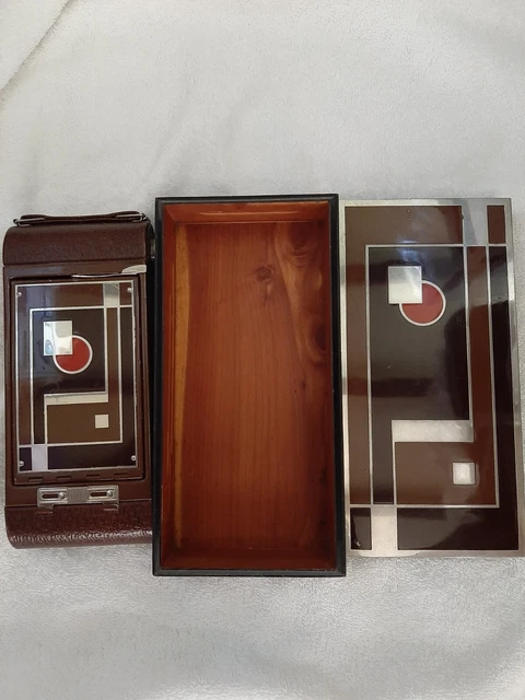 1930  GIFT KODAK near MINT  with matching cedar box.. Please Read
