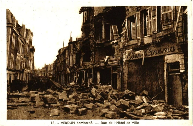 CPA Verdun bombardé - Rue de l'Hotel-de-Ville (178053)