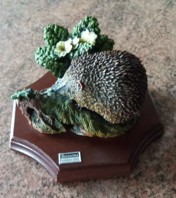 Vintage Bossons Fraser Art Hedgehog 'First Encounter' The Crown Collection