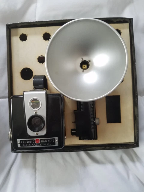 Flash vintage Brownie Kodak ojo de halcón modelo negro 1951