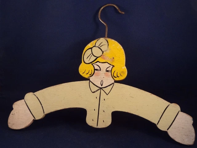 Ancien Cintre Enfant Décoratif En Bois Peint – Poupée Années 20-30 – Déco RARE