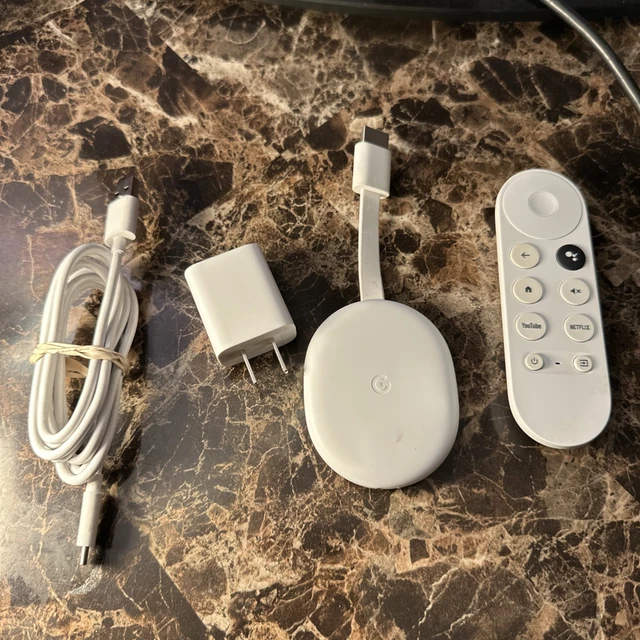 GOOGLE CHROMECAST WITH Google TV 4K (Model GZRNL) w/remote