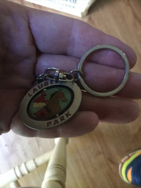 Laurel Park  KEY CHAIN WIth HORSE WHICH FLIPS  Maryland