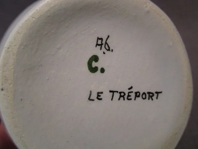 Vase souvenir faïence de Rouen ou Desvres"Le Tréport" 3