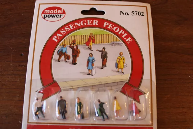 HO Scale Model Power, Passenger People, Figures Package of 6 #5702 BNOS