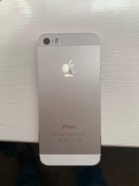 Apple iPhone 5 - 16GB - White & Silver (Unlocked) A1429 (GSM)