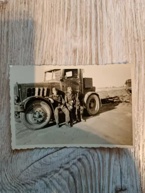 altes Foto Hanomag Zugmaschine / Traktor mit Soldaten Photo FA