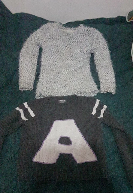 X2 Bundle Winter Girls  Jumpers Age 9-10 NEXT, YD