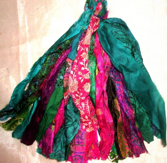 LOT PURE SILK Antique Vintage Sari TASSELS JOURNAL 50 STRAND Green Magenta DOLL