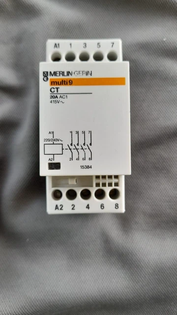 Interrupteur Impulsionnel à Clé Merlin Gerin 455 Avec Contact 3/4 - Occasion Bon état