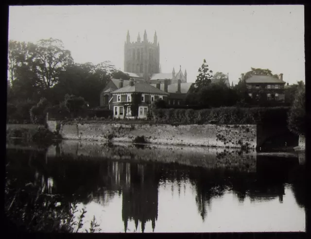Glass Magic Lantern Slide HEREFORD CATHEDRAL FROM THE RIVER C1920 PHOTO ENGLAND