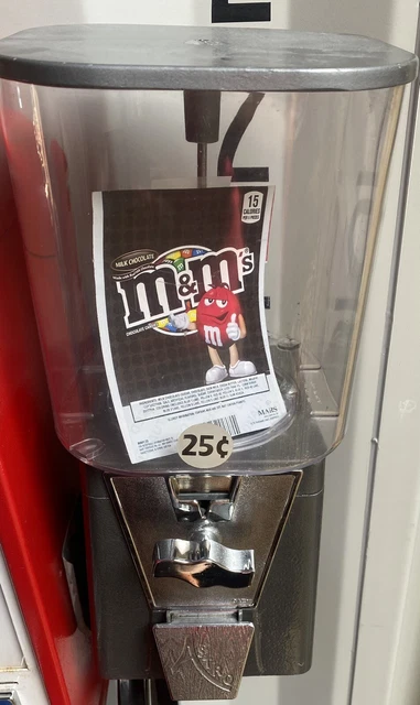 450 OAK Vista Gumball Candy machine Made USA 25 cent vend Lock Key Northwestern