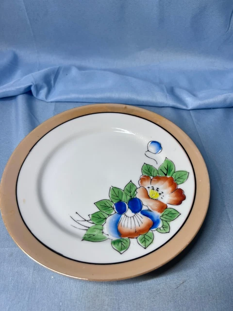 Hotta Yu Shoten & Co White Floral Glossy Finish Round Shape Dessert Plate
