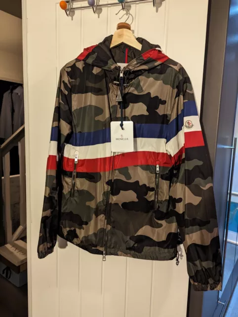 Authentic BNWT Mens Moncler Allain Camo Jacket - Size 4