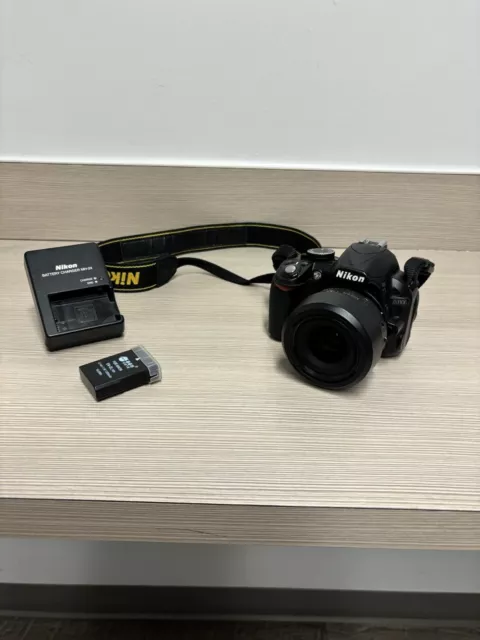 nikon d3100 camera with 35 mm Lens