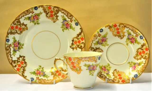 Sutherland China England Gilt Floral Hand Painted Trio Tea Cup Saucer Plate 2420